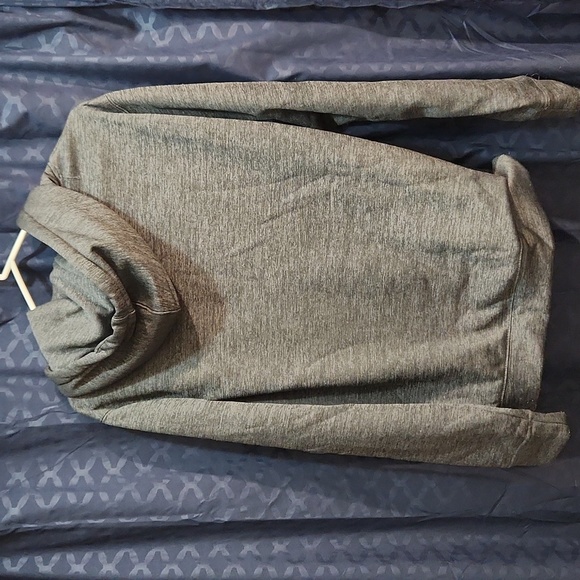 Notre Dame Medium Sweatshirt - Picture 2 of 3